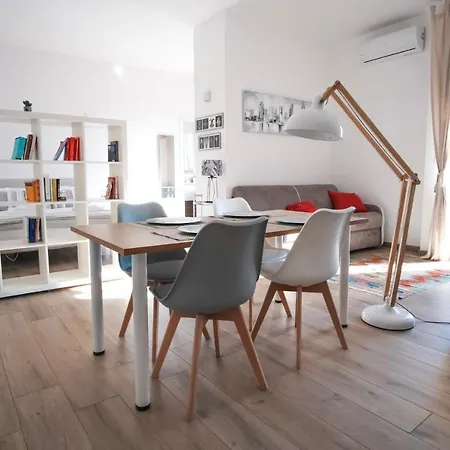 Apartment Rossani Suites&aparts Bari